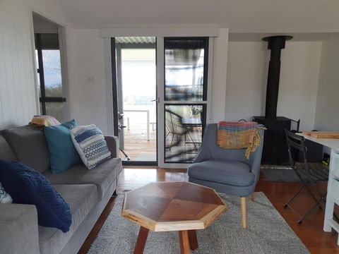 Charolais Cottage - Pubs and Clubs 2