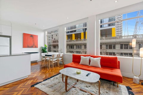 Chic 1-Bed Apartment In The Heart Of Melbourne - Pubs and Clubs 0