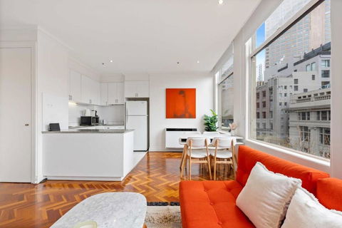 Chic 1-Bed Apartment In The Heart Of Melbourne - Pubs and Clubs 3