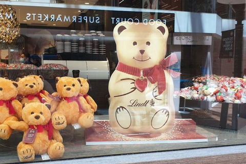 Chic 4 Bedroom House Five Dock - Pubs and Clubs 2