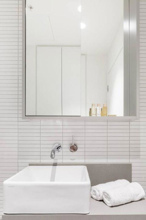 Chasing Skylines - Chic & Contemporary Living - Pubs and Clubs 3