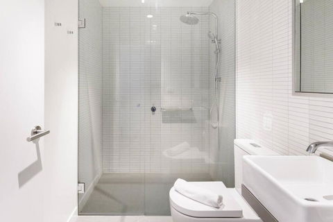 Chasing Skylines - Chic & Contemporary Living - Pubs and Clubs 4