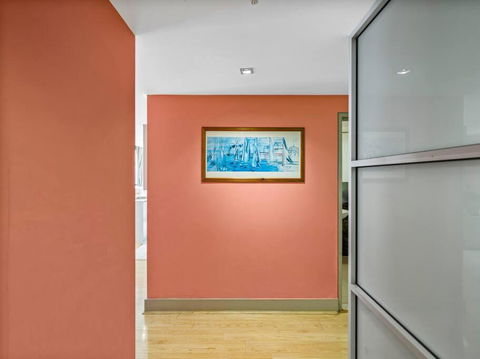 City 3bd Oasis - Pubs and Clubs 3