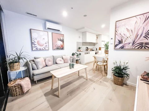 City Centre - Pool - Parking - Self Check-in - Pubs and Clubs 0