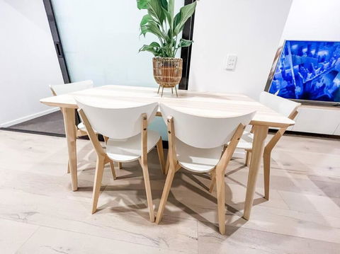 City Centre - Pool - Parking - Self Check-in - Pubs and Clubs 4