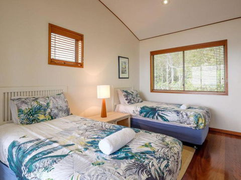 Claytons 8 By Discover Stradbroke - Pubs and Clubs 4