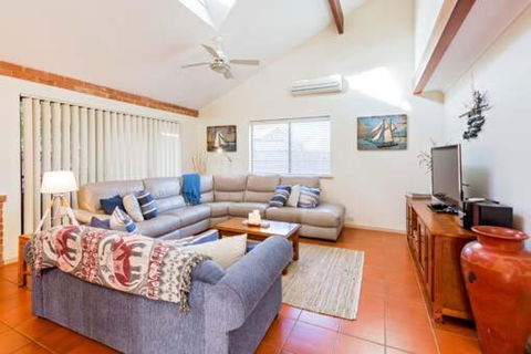 Clearwater Escape Dunsborough - Pubs and Clubs 1