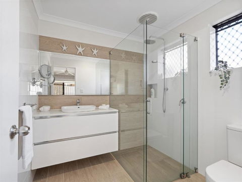 Clearwater Escape Dunsborough - Pubs and Clubs 4