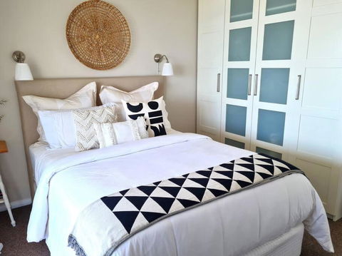 Cloud 9 - Pubs and Clubs 3