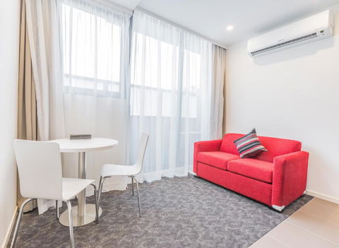 Comfort Apartments Box Hill - Previously City Edge Box Hill Apartment Hotel - Pubs and Clubs 4