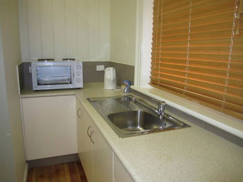 Clydesdale Cottage B&B - Pubs and Clubs 3