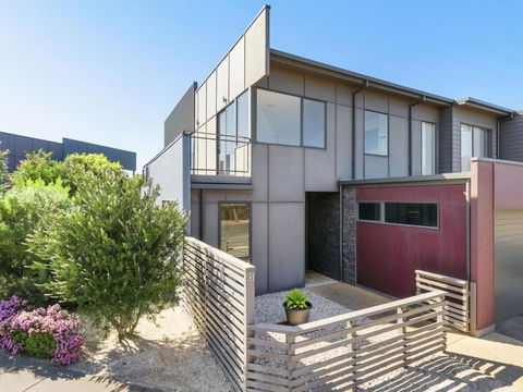 Coast Drive Beach And Golf 31 - Pubs and Clubs 2