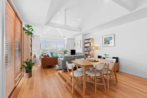 Coastal Class And Sophistication 500m To Beach - Pubs and Clubs 2