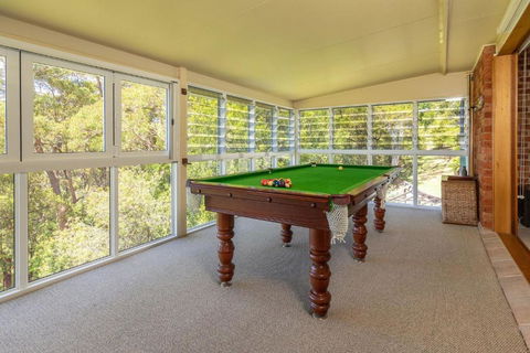 Coastal Cove - Pubs and Clubs 2