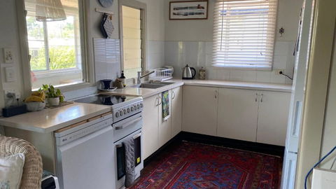 Coastal Retreat In The Heart Of Brunswick Heads - Pubs and Clubs 2