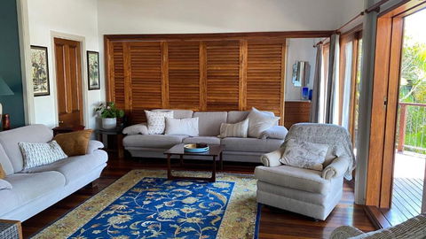 Coastal Retreat In The Heart Of Brunswick Heads - Pubs and Clubs 0