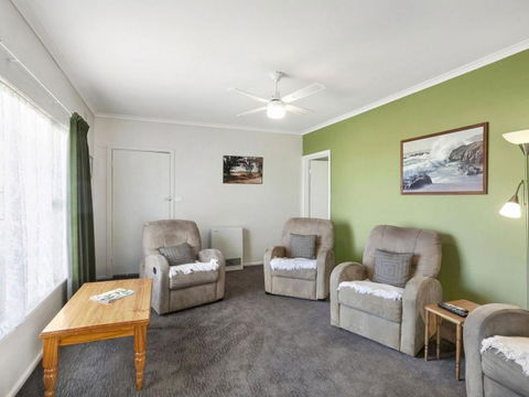 Coffey Court Cottage 2 - Pubs and Clubs 3