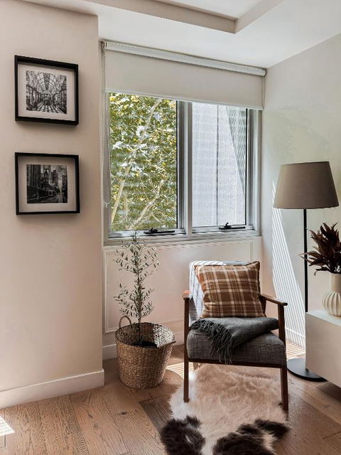 Collins Escape - 2 Bedrooms With Collins St Balcony - Pubs and Clubs 3