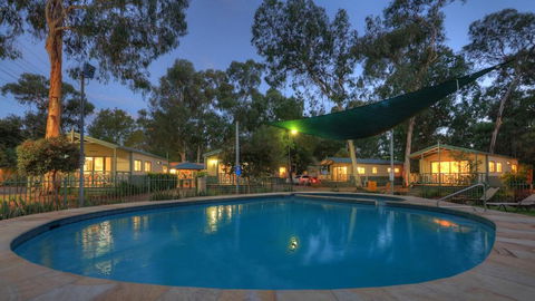 Crystal Brook Tourist Park - Pubs and Clubs 4
