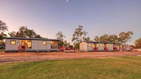 Cunnamulla Tourist Park - Pubs and Clubs 1
