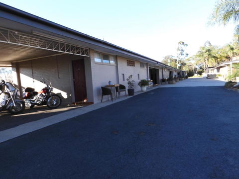 Dalby Parkview Motel - Pubs and Clubs 4