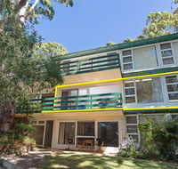 3 'Far Horizons' 77 Ronald Avenue - cosy comfortable unit with filtered views - Pubs and Clubs