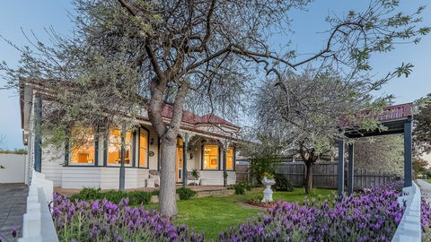 3 Genesta St, Cowes - Federation Home - Pubs and Clubs 0