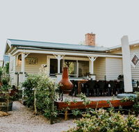3 Willows Vineyard Cottage - Pubs and Clubs