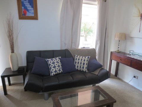 3107 Estate - Go Out 2