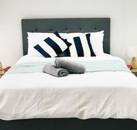 406 Studio Apartment - Pubs and Clubs