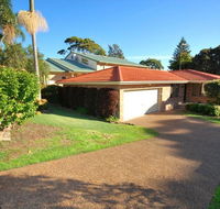 41 Leonard Avenue- pet friendly boat parking  aircon - Pubs and Clubs