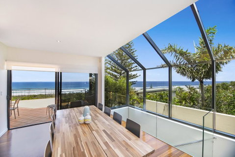 41 Pelican Street, Peregian Beach, Noosa Shire - Pubs and Clubs 1