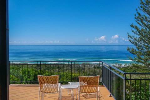 41 Pelican Street, Peregian Beach, Noosa Shire - Pubs and Clubs 0