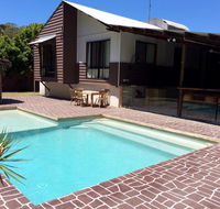 6 Bomburra Court - Rainbow Beach Pet Friendly in great Bush and Beach location - Go Out