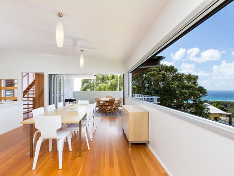 7 Roseby Court - Pubs and Clubs 2
