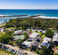 A PERFECT STAY - Sunset Beach - Pubs and Clubs