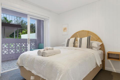 A PERFECT STAY - Sunset Beach - Surfside - Pubs and Clubs 3