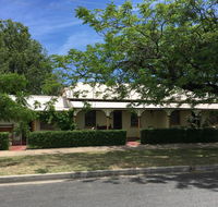 A Settlers Cottage Accommodation Bathurst CBD - Pubs and Clubs