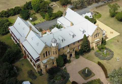 Abbey Boutique Hotel Formerly Abbey Of The Roses - Go Out 0