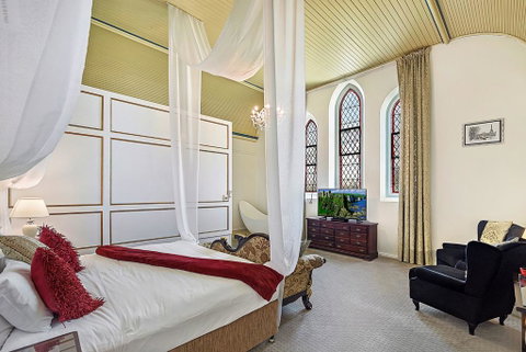 Abbey Boutique Hotel Formerly Abbey Of The Roses - Go Out 2