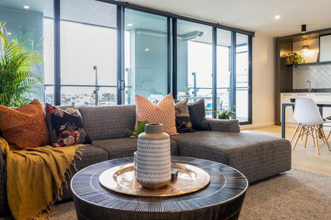 Abbotsford Playhouse Luxury Penthouse, Yarra Views, Double Parking - Pubs and Clubs 3