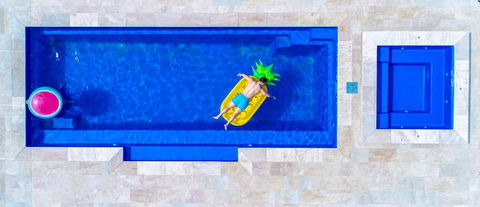 Abingdon House - Pubs and Clubs 2