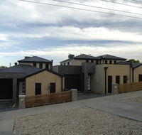 Abode Bendigo Apartments - Pubs and Clubs