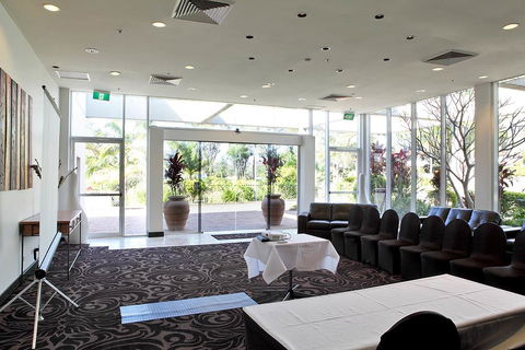 Absolute Beachfront Opal Cove Resort - Go Out 2