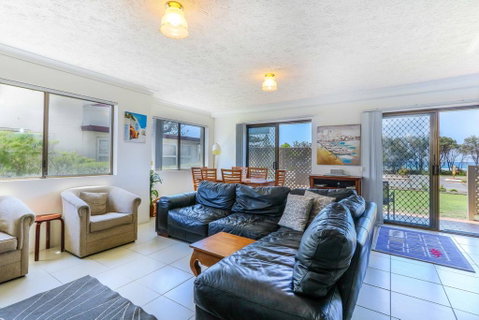 Acacia Kingscliff Town Holiday Apartment - Go Out 1