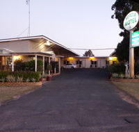Acacia Motel - Pubs and Clubs