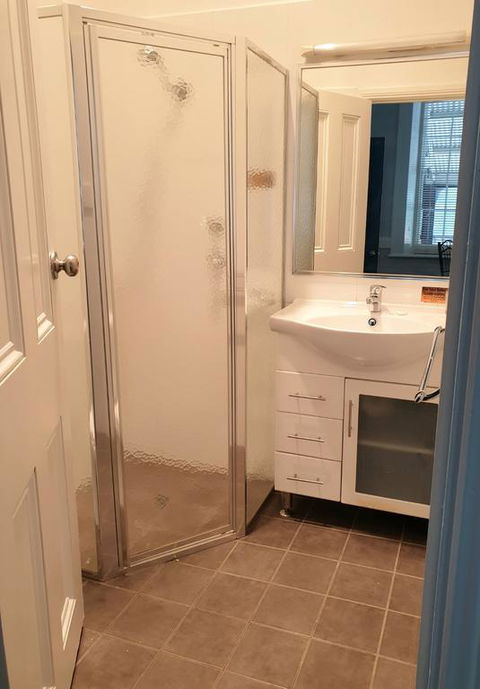 Adelaide Pulteney Motel - Pubs and Clubs 3