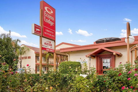 Econo Lodge Griffith Motor Inn - Pubs and Clubs 3