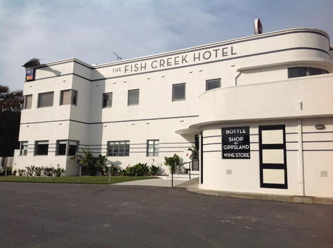 Fish Creek Hotel - Pubs and Clubs 1