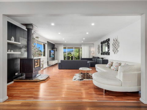 Gippsland 12 - Pubs and Clubs 0